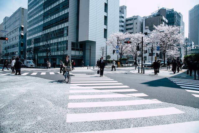 随州为何勤工俭学对在日本的留学生的职业生涯至关重要？